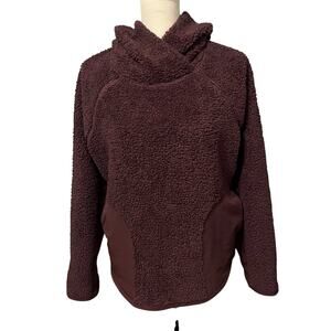 Nike Women's Burgundy Faux Fur Sherpa Pull Over Hoodie Sz S Soft Warm Winter